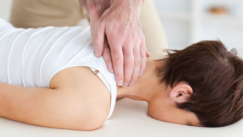 How Can A Chiropractor Help With Neck Pain I Chiropractor For Neck Pain